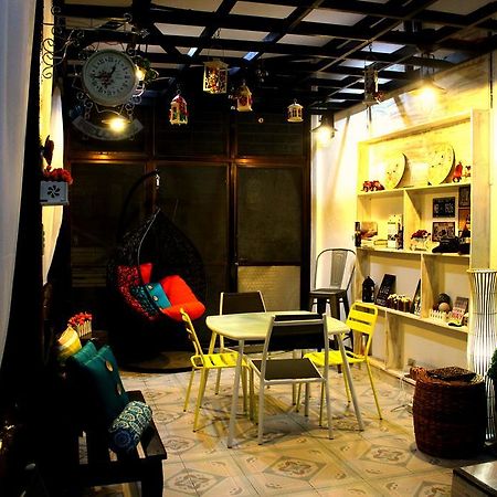 Tagaytay Garden Budgetel - City Center Tagaytay City ภายนอก รูปภาพ
