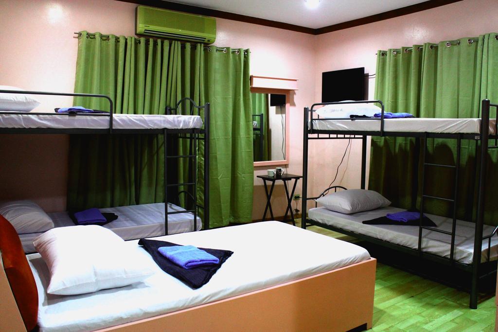 Tagaytay Garden Budgetel - City Center Tagaytay City ห้อง รูปภาพ