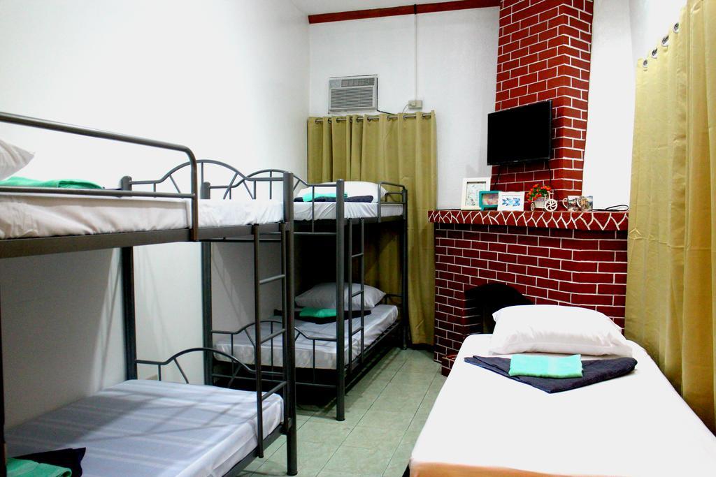 Tagaytay Garden Budgetel - City Center Tagaytay City ห้อง รูปภาพ