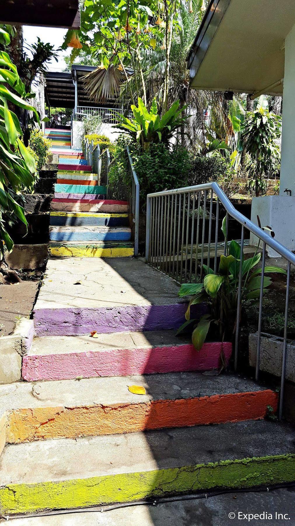 Tagaytay Garden Budgetel - City Center Tagaytay City ภายนอก รูปภาพ